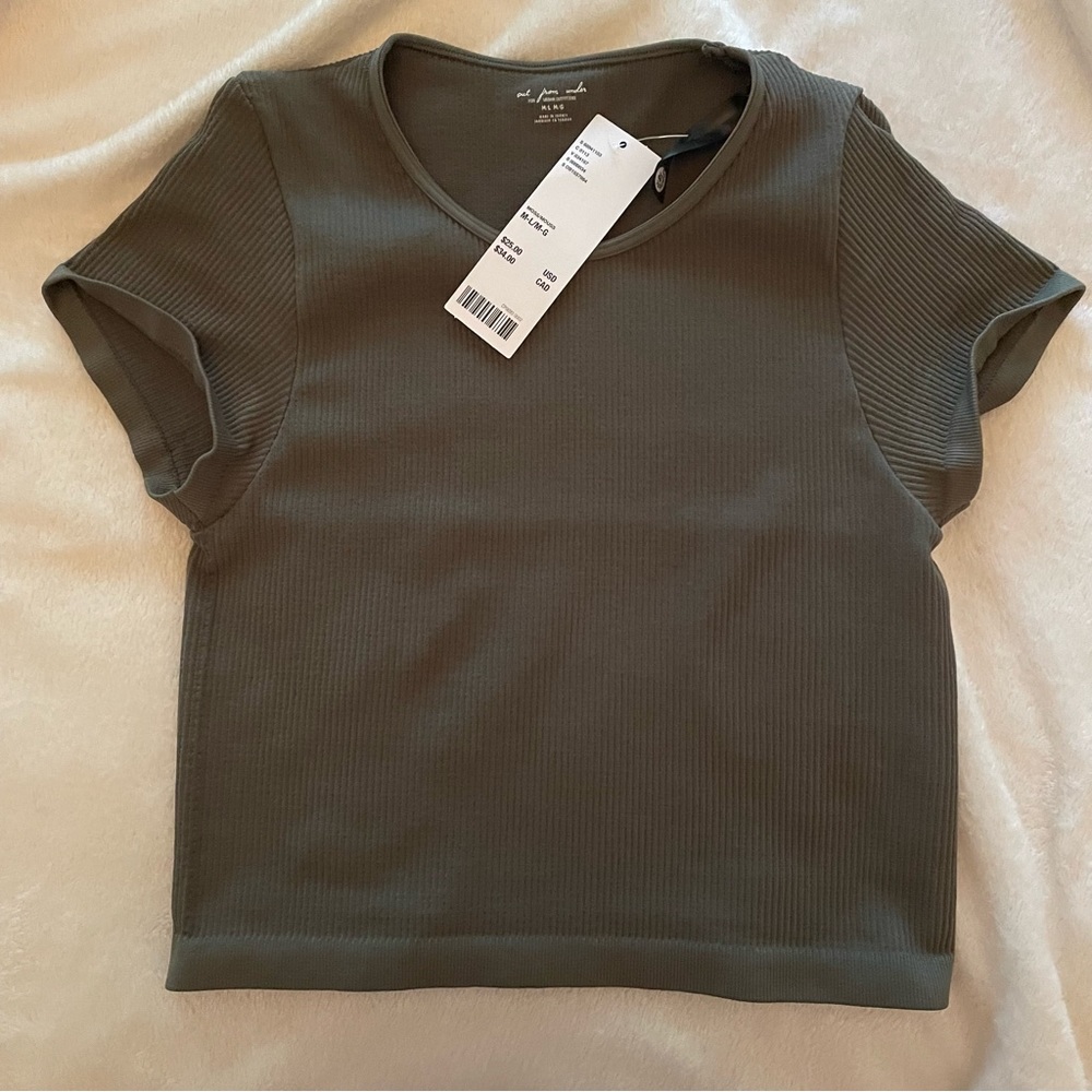 NWT Out From Under Everyday Seamless Ribbed Tee Urban Outfitters - Picture 4 of 7